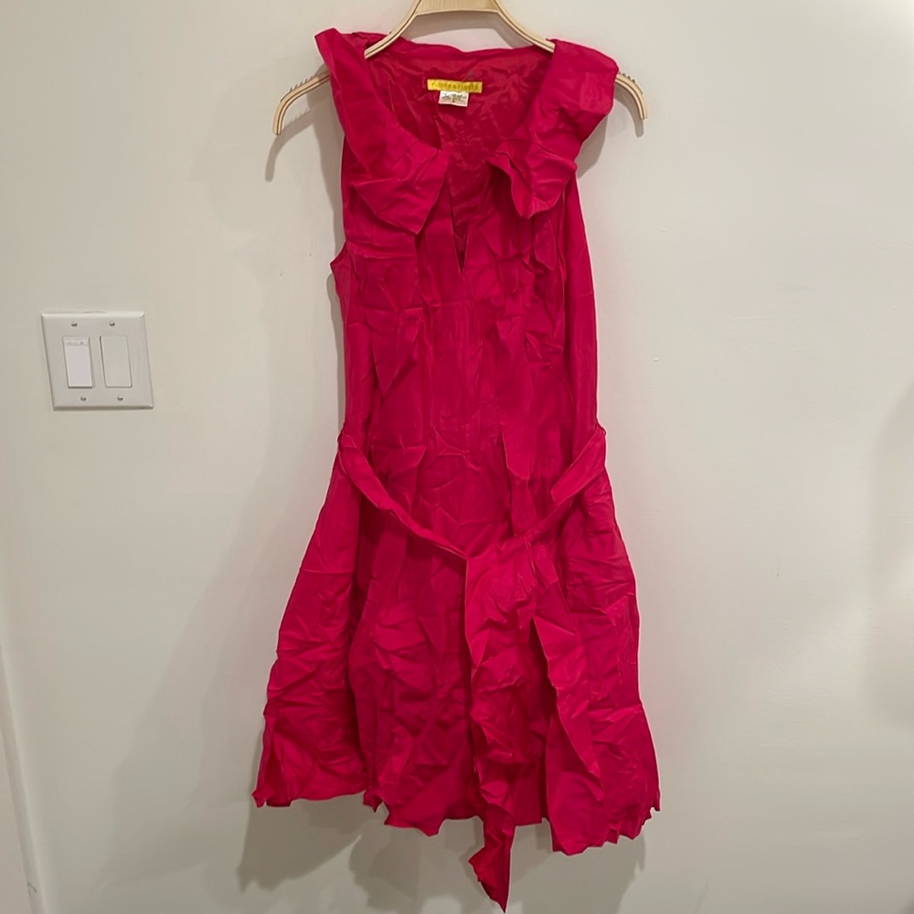 FLORES & FLORES Women's V-neck Belted Dress Size 6 In Pink